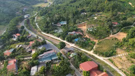Bảo Hà đẩy nhanh thi công đường gom dân sinh dọc tuyến đường sắt