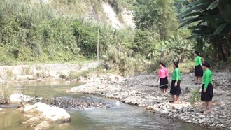 Nỗ lực giảm nghèo bền vững từ sản vật địa phương