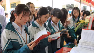 Gieo mầm tri thức qua những trang sách