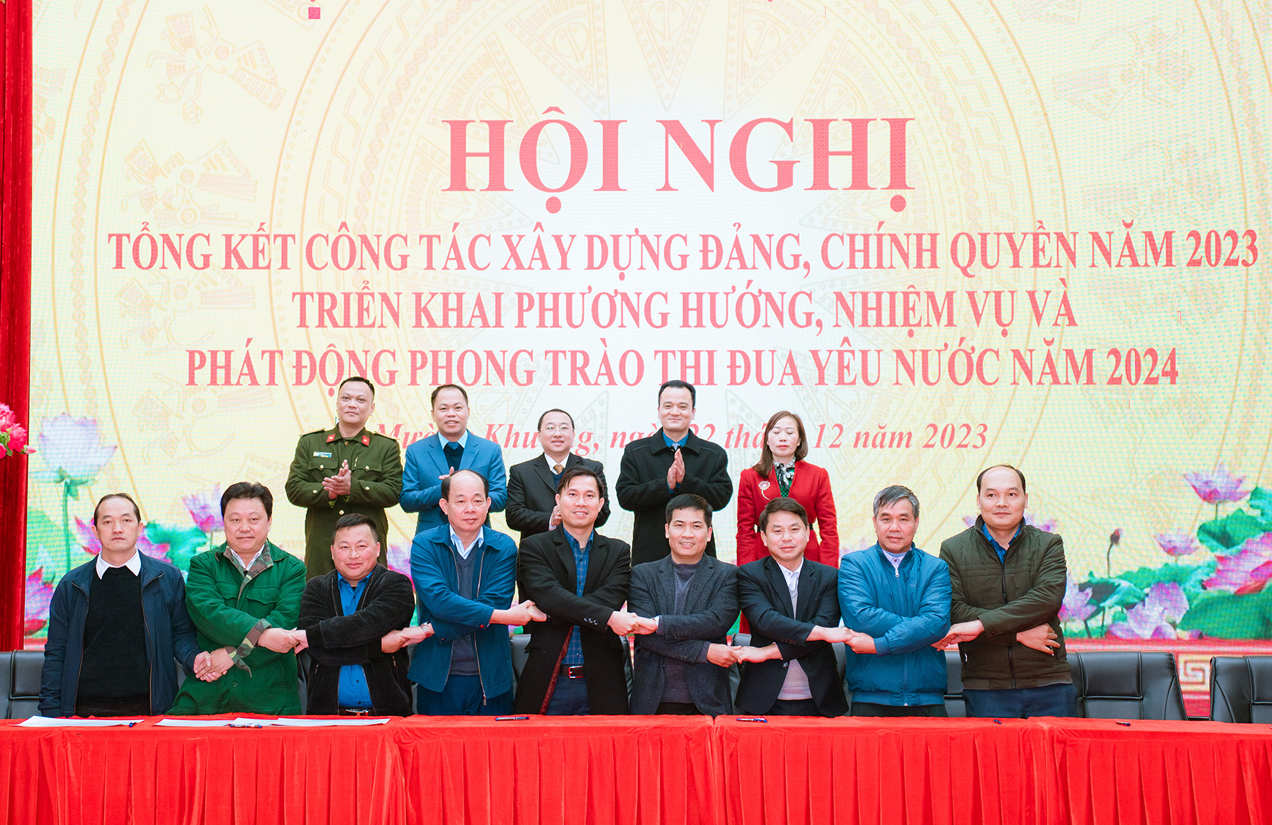 Ký giao ước thi đua năm 2024. dsc06301-9215.jpg