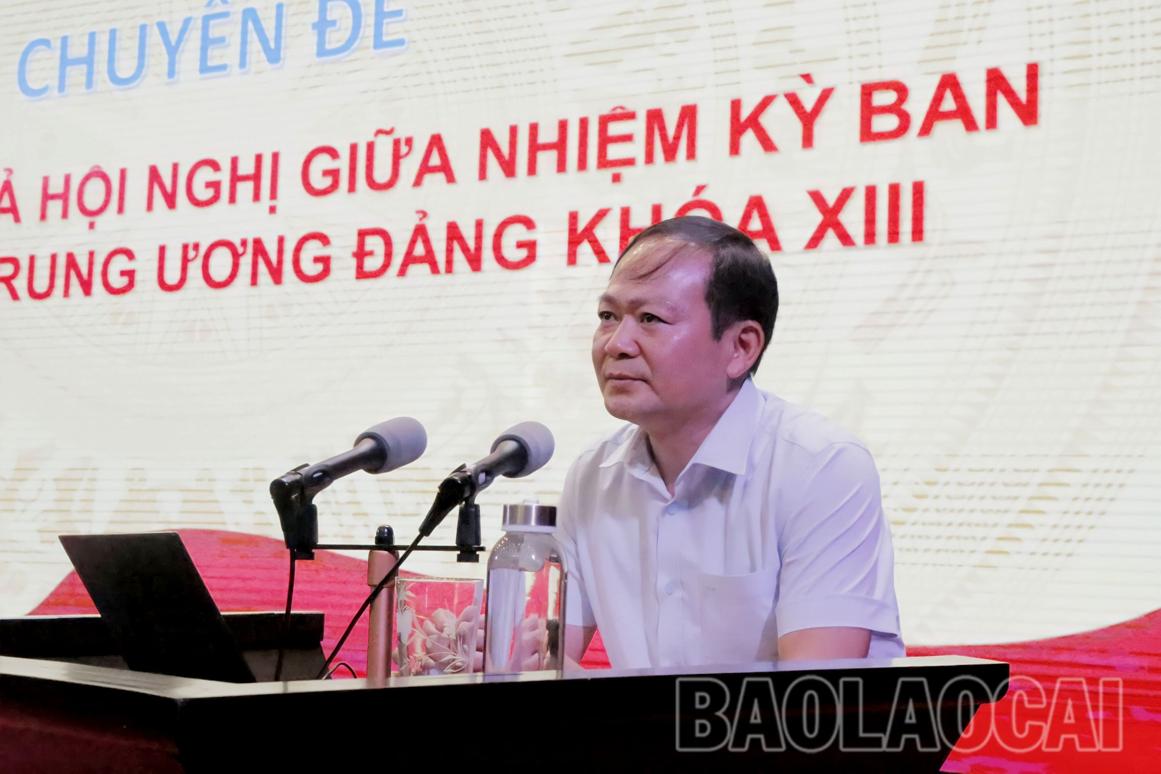 Đồng chí Đỗ Đức Liệu, Phó Trưởng Ban Tuyên giáo Tỉnh ủy giảng chuyên đề "Một số kết quả hội nghị giữa nhiệm kỳ Ban Chấp hành Trung ương Đảng khoá XIII". z4577692772517_61a04095bb39fff8d12a0366cc4f6865.jpg