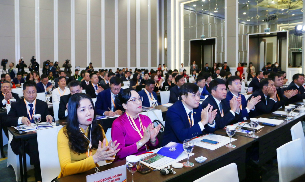 Các đại biểu tham dự Hội nghị. Ảnh: VOV img_20231113_101944.jpg
