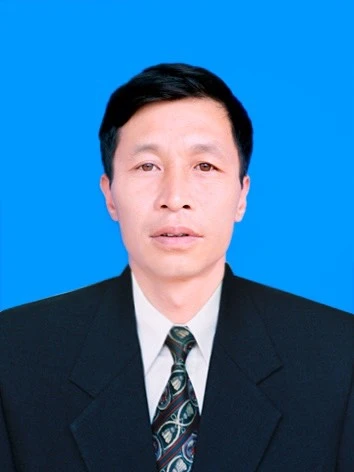 Ông Trần Ngọc Cừ, Phó Trưởng phòng Giáo dục và Đào tạo thị xã Sa Pa.jpg