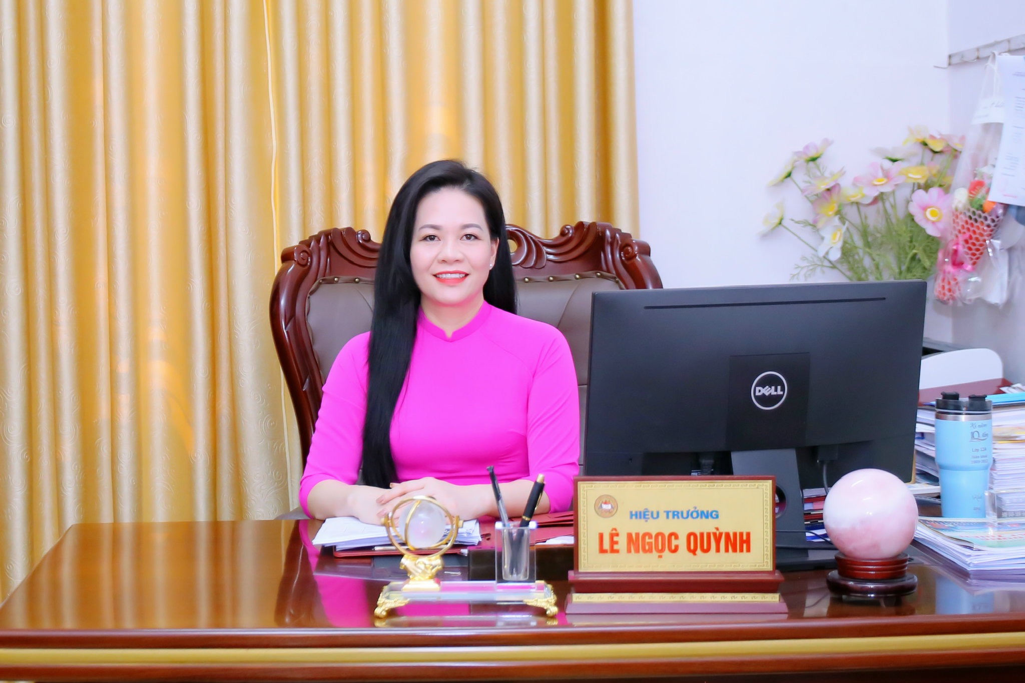 Cô giáo Lê Ngọc Quỳnh, Hiệu trưởng Trường THPT Dân tộc nội trú tỉnh. A0B1BA65-9E61-4929-9384-37A40546E6D6.jpeg