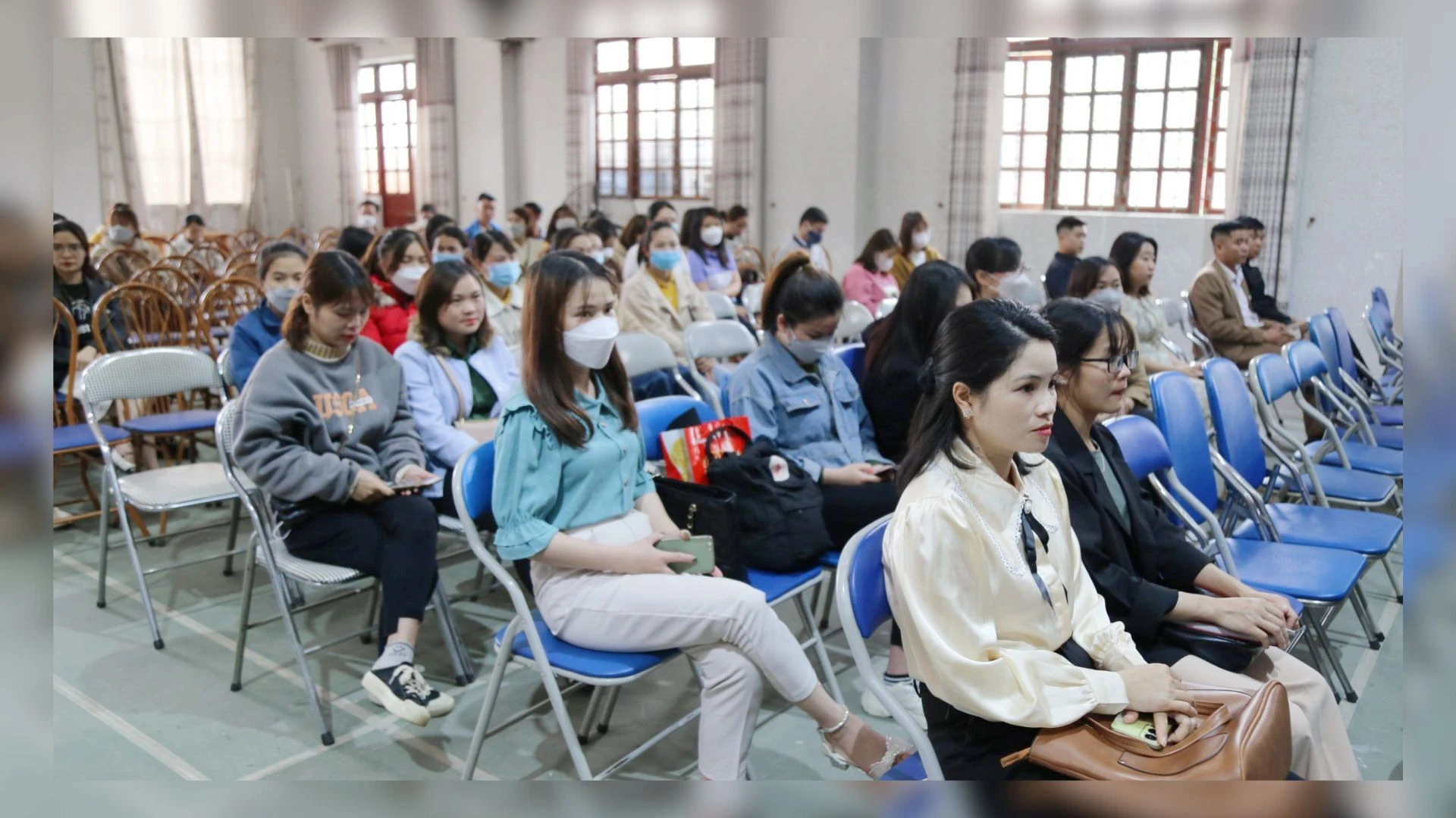 Bản Bay ngày mới (7).jpg