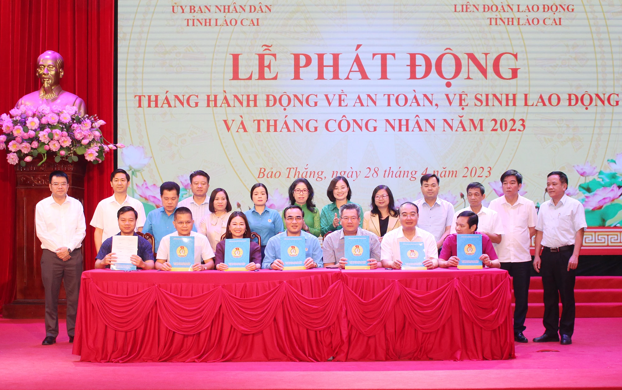 phat-dong-an-toan-ve-sinh-lao-dong-5-2500.jpg