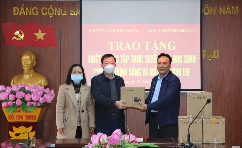 lao-cai-trao-may-tinh.jpg