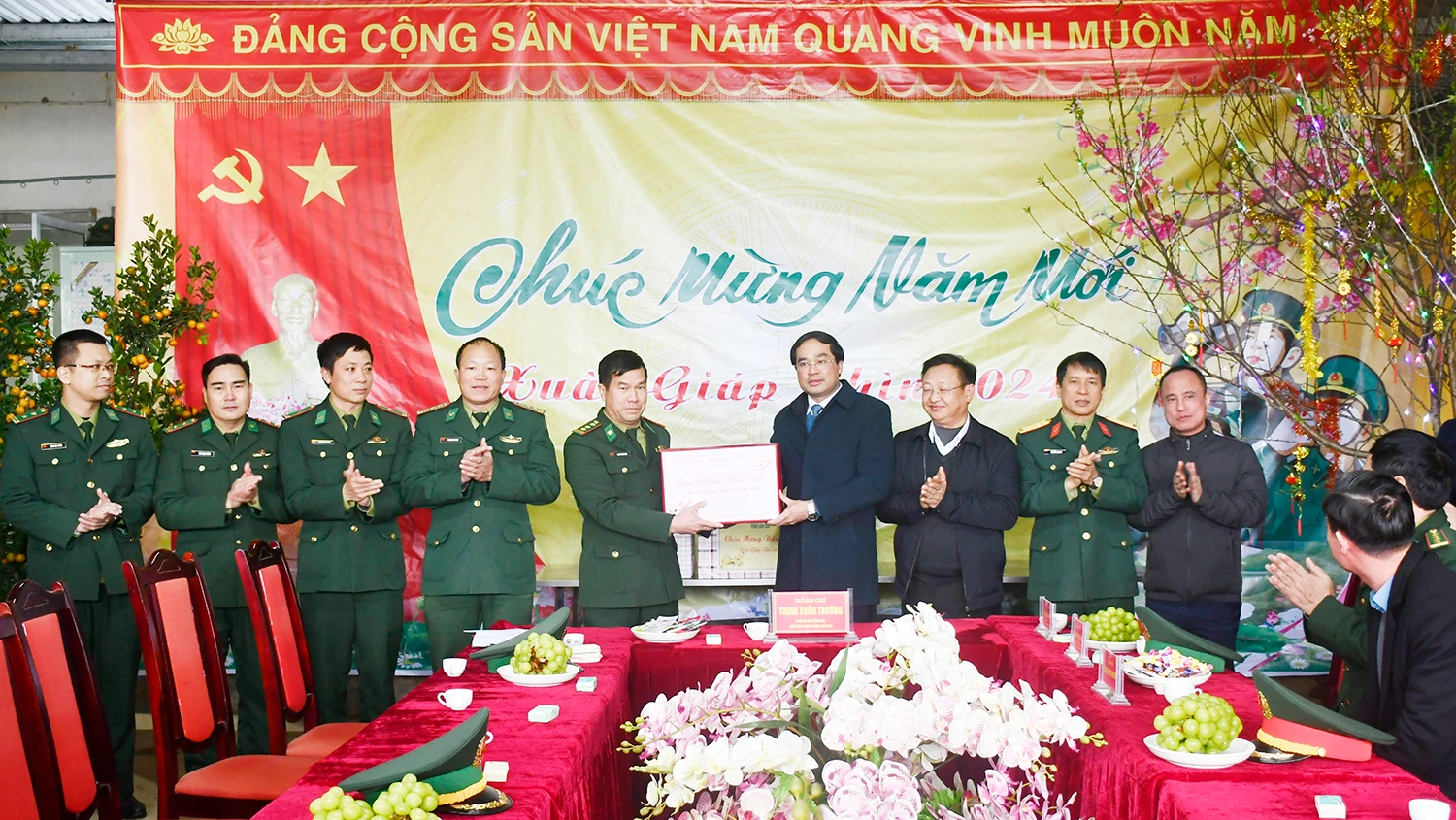 nam chay.jpg