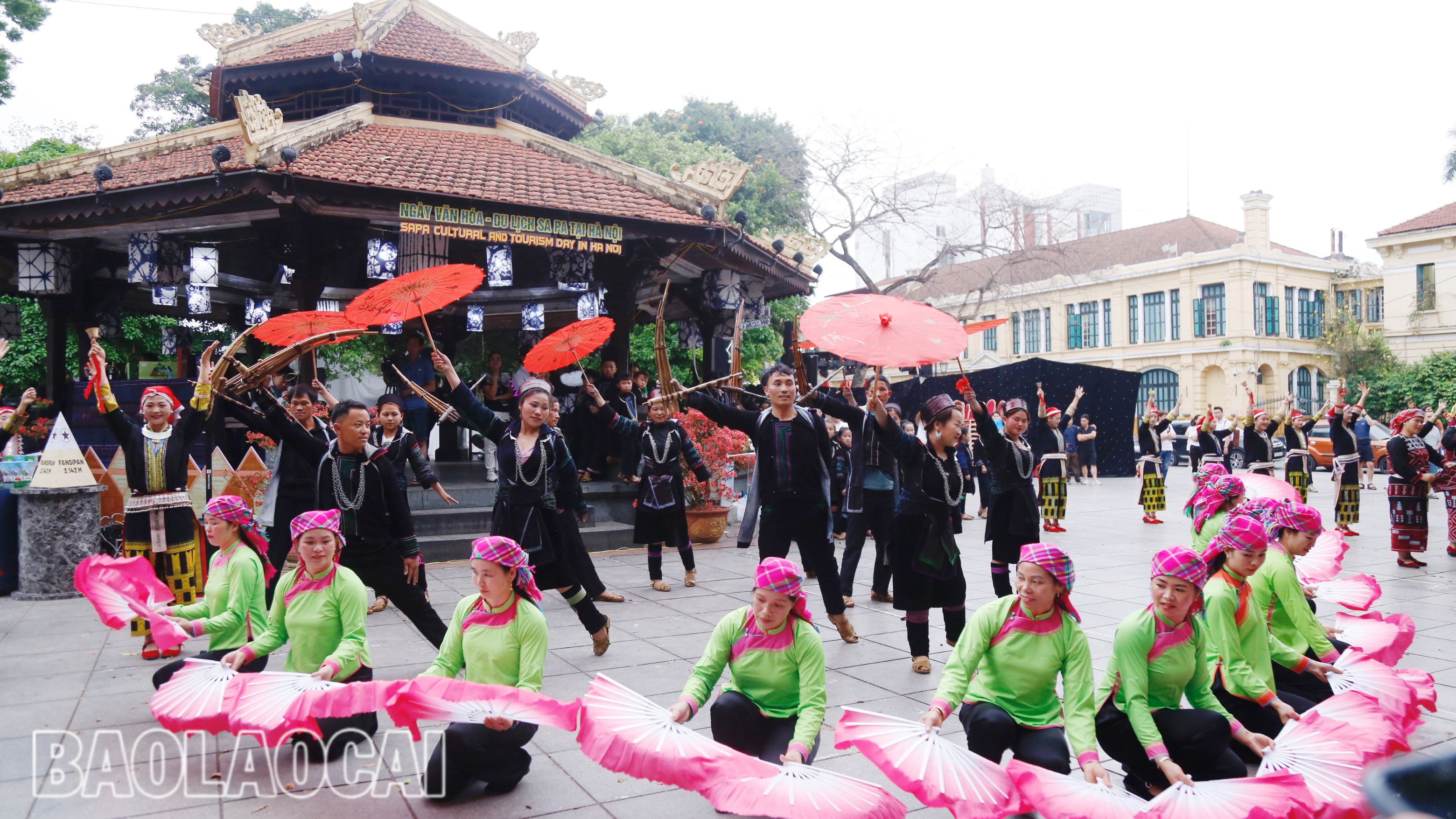 Văn nghệ chào mừng. E55918CF-3495-4074-997C-1C5082CDABCA.jpeg