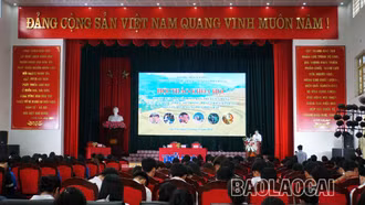 Hội thảo về phát huy bản sắc văn hóa truyền thống trong phát triển kinh tế hộ gia đình vùng núi phía Bắc