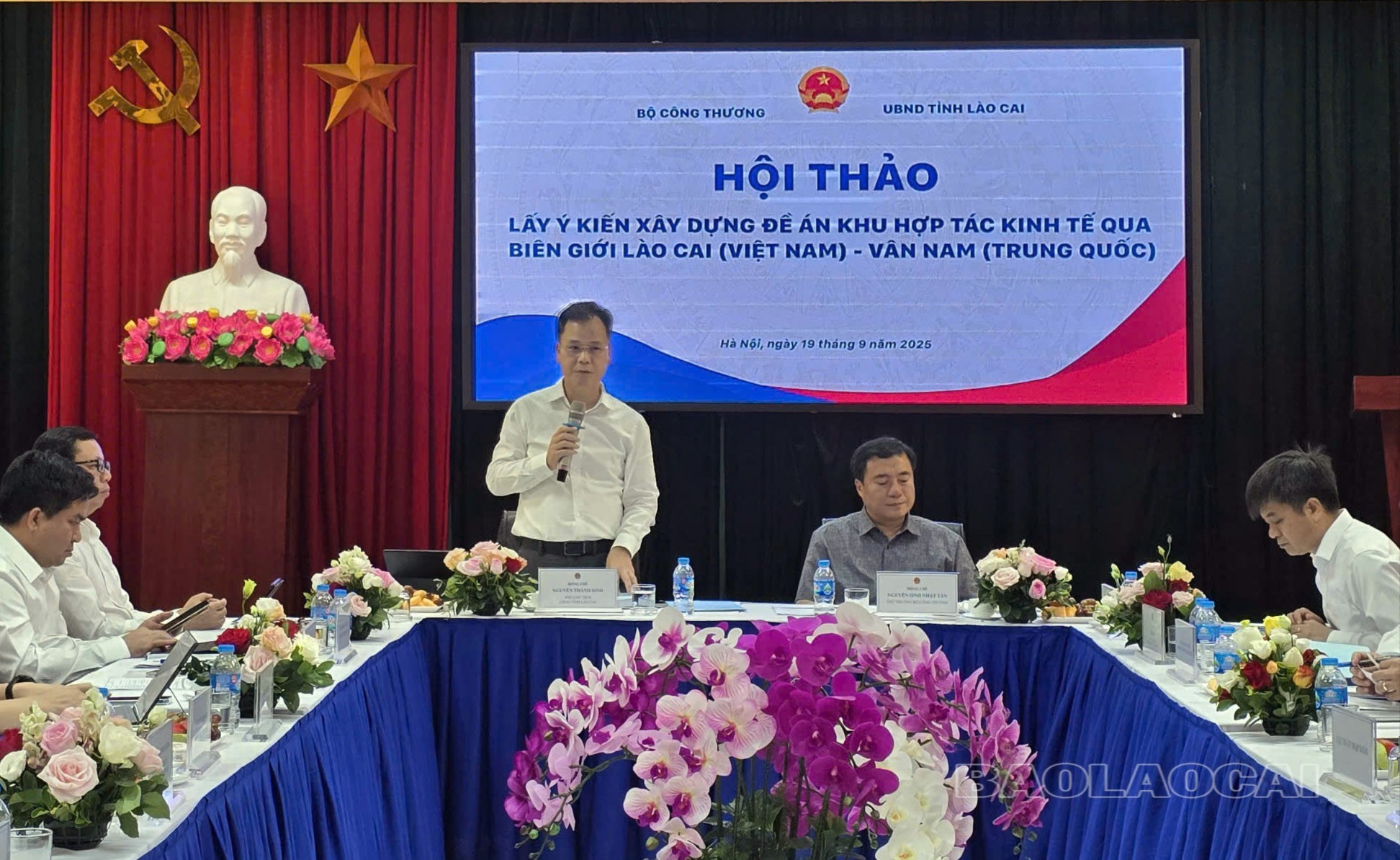 Đồng chí Nguyễn Thành Sinh - Phó Chủ tịch UBND tỉnh Lào Cai phát biểu tại hội thảo. z7028594279523-e3ac8fc39b170f0a927fc9152665b6df-6484.jpg
