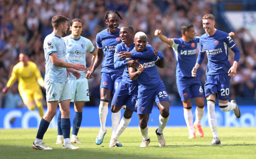 MU khép lại mùa giải tệ nhất lịch sử, Chelsea giành vé dự cup châu Âu ảnh 1 MU khép lại mùa giải tệ nhất lịch sử, Chelsea giành vé dự cup châu Âu ảnh 1