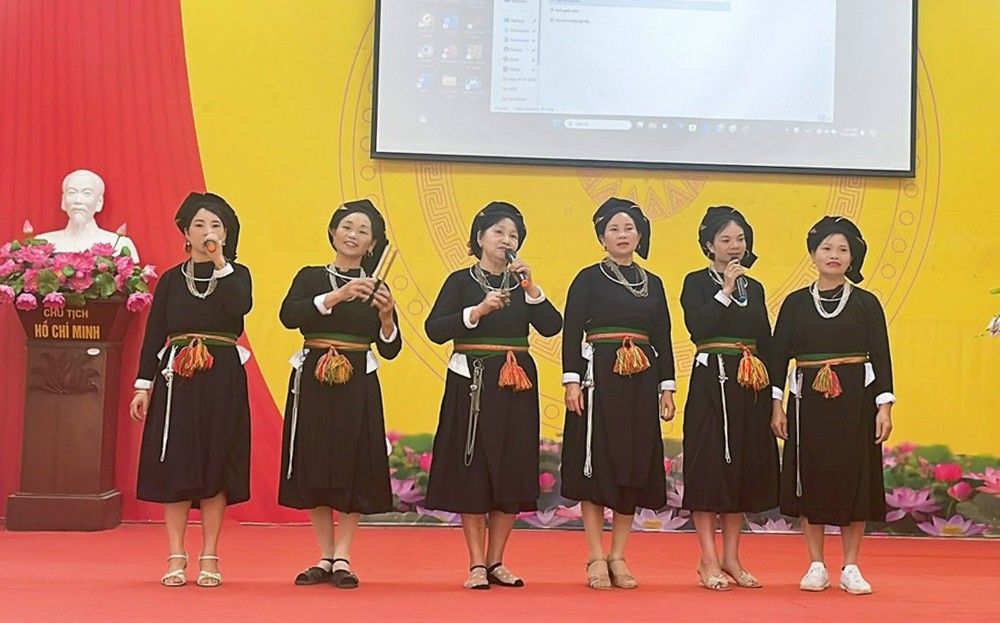 “Pho sử sống” lưu truyền văn hóa dân tộc ảnh 1