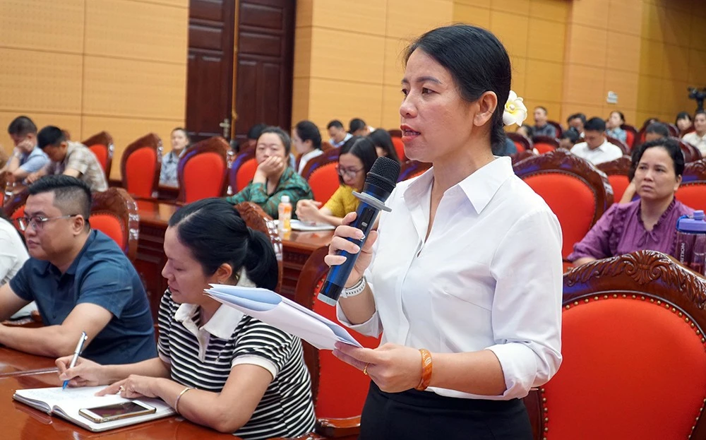 Ngành Văn hóa, Thể thao và Du lịch tỉnh Yên Bái tổ chức Hội nghị lấy ý kiến tham gia vào dự thảo sửa đổi Hiến pháp năm 2013 ảnh 1