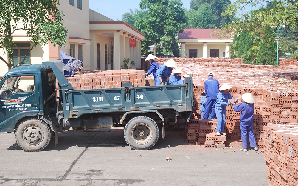 Yên Bái xây dựng tổ chức công đoàn vững mạnh, chăm lo bảo vệ quyền, lợi ích hợp pháp cho người lao động ảnh 1
