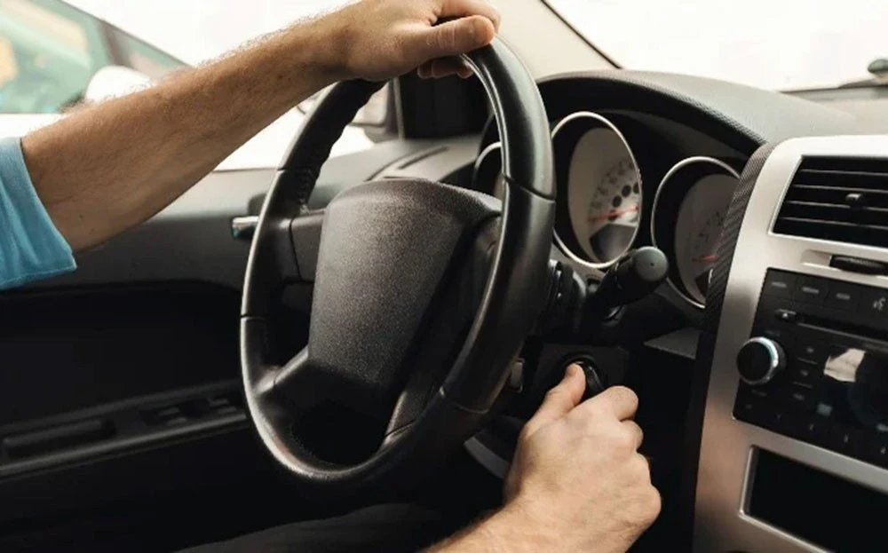 10 cách khắc phục khi xe ô tô không khởi động được ảnh 1