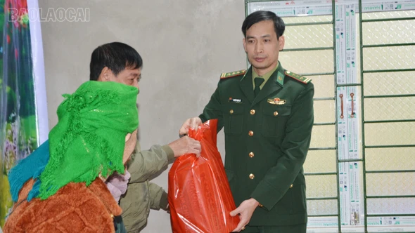 Ý nghĩa chương trình “Xuân Biên phòng ấm lòng dân bản” tại xã Trịnh Tường