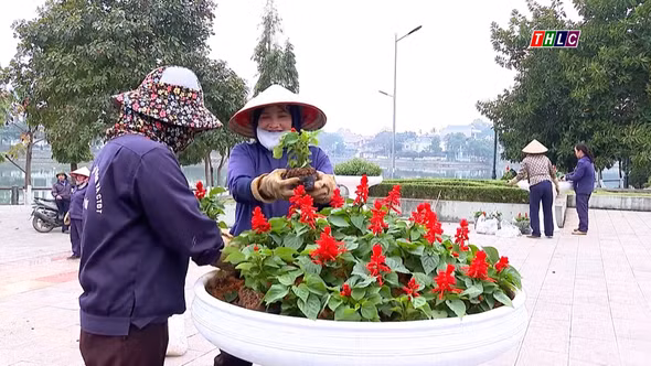 Những người làm đẹp mùa xuân