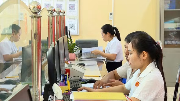 Gỡ “nút thắt” chuyển đổi số ở địa phương