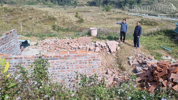Xã Tả Van: Quyết tâm lập lại trật tự xây dựng, đất đai