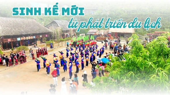 Sinh kế mới từ phát triển du lịch 