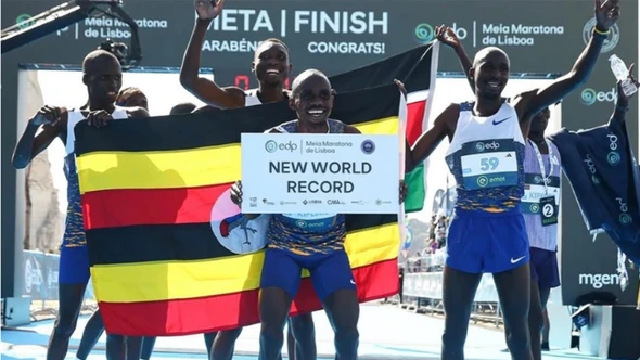 Kiplimo giành lại kỷ lục half marathon thế giới