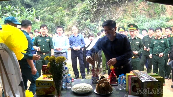 Bộ Chỉ huy Quân sự tỉnh Lào Cai bàn giao hài cốt liệt sĩ tại xã Chiềng Ken