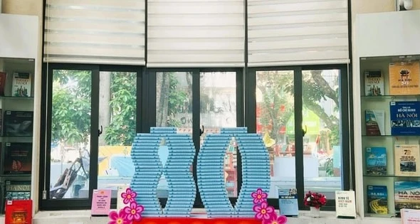 Trưng bày 300 tài liệu sách, báo chủ đề 'Quốc hội Việt Nam trong tiến trình đổi mới đất nước'