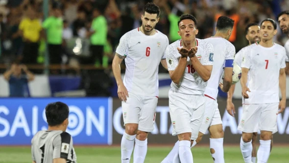 Bộ trưởng thể thao Iran tuyên bố đội nhà không dự World Cup 2026