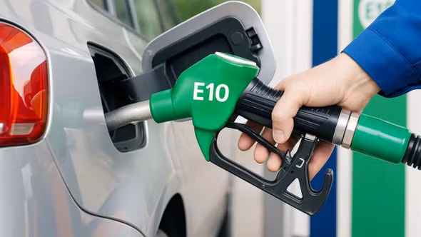 Bộ Công Thương nói gì về lo ngại chất lượng xăng sinh học E10?