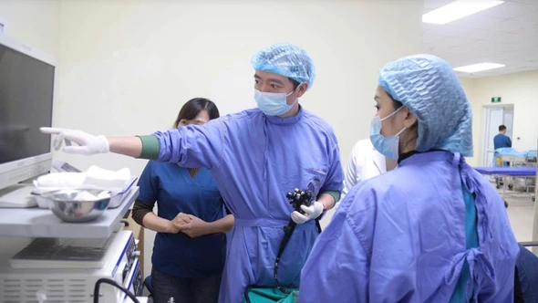Bệnh viện K trang bị máy nội soi phóng đại 150 lần phát hiện ung thư sớm