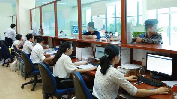 CHÍNH THỨC từ 1/7: Bảng lương công chức thay đổi, mức cao nhất đạt 25,3 triệu đồng/tháng