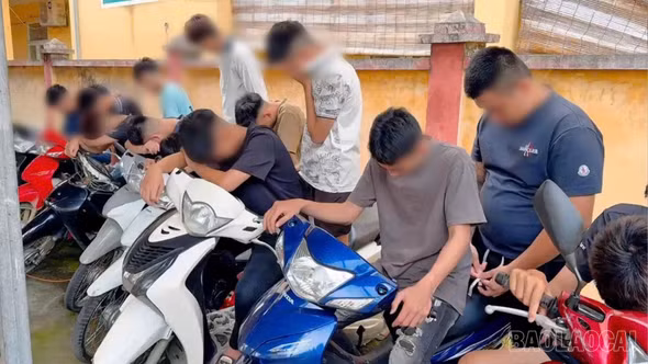 Lào Cai: Khởi tố nhóm thanh thiếu niên mang hung khí gây rối trật tự công cộng trong đêm