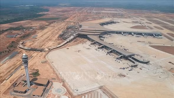 Kết luận của Phó Thủ tướng Thường trực tại cuộc họp về điều chỉnh quy hoạch hệ thống cảng hàng không toàn quốc