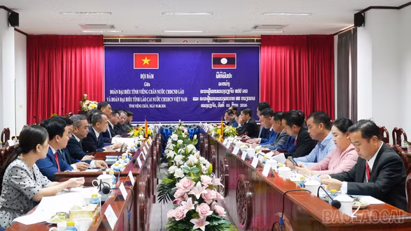 Tỉnh Lào Cai (Việt Nam) và tỉnh Viêng Chăn (Lào) thúc đẩy hợp tác toàn diện, mở rộng không gian phát triển