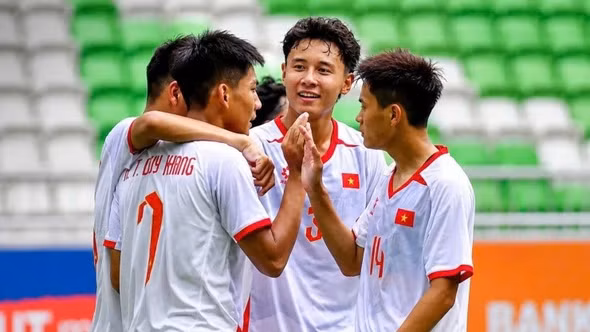 U19 Việt Nam nắm quyền tự quyết, đẩy chủ nhà Indonesia vào thế phải thắng để giành vé bán kết
