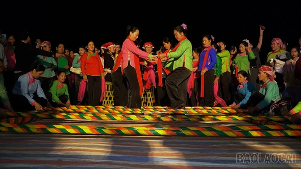 Xã Cốc San ra mắt 11 câu lạc bộ văn hóa văn nghệ hưởng ứng Festival Sông Hồng năm 2025