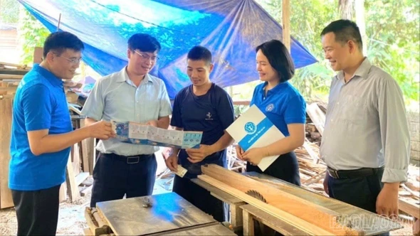 Lào Cai nỗ lực phát triển bảo hiểm y tế, hướng tới bao phủ toàn dân