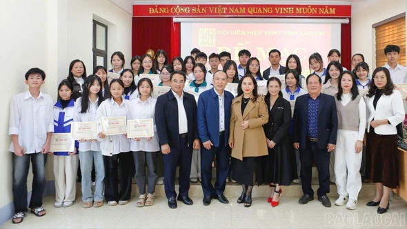 Sân chơi dành cho người trẻ yêu văn học nghệ thuật 