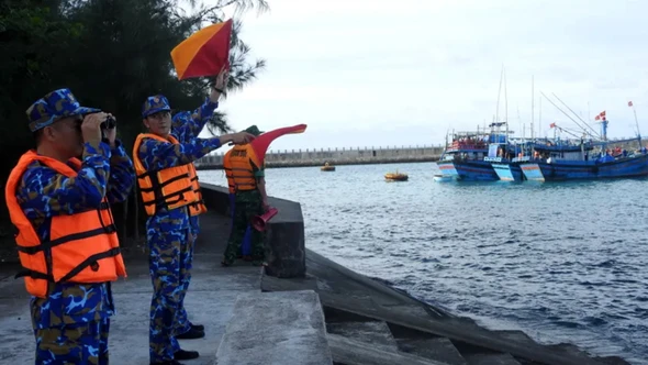 Đảo Trường Sa chuẩn bị các nhà trú bão an toàn cho ngư dân