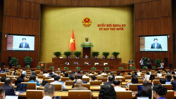 Quốc hội thảo luận tổ về kết quả thực hiện kế hoạch phát triển kinh tế xã hội năm 2025
