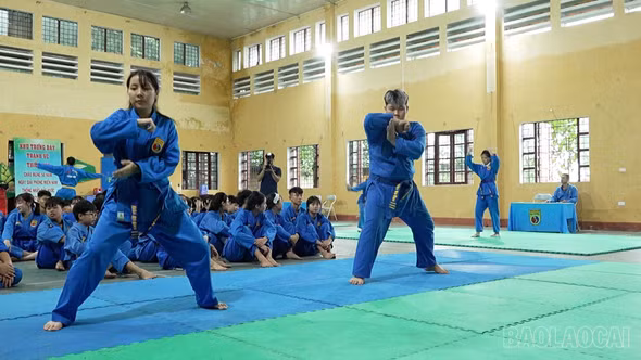 72 võ sinh tham dự Kỳ thi thăng cấp Trung đẳng Vovinam - Việt Võ Đạo Lào Cai mở rộng 