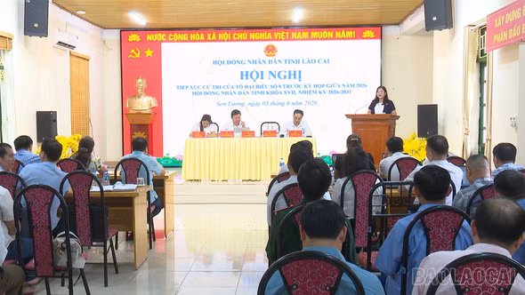 Tổ đại biểu số 8 HĐND tỉnh Lào Cai tiếp xúc cử tri tại 4 xã