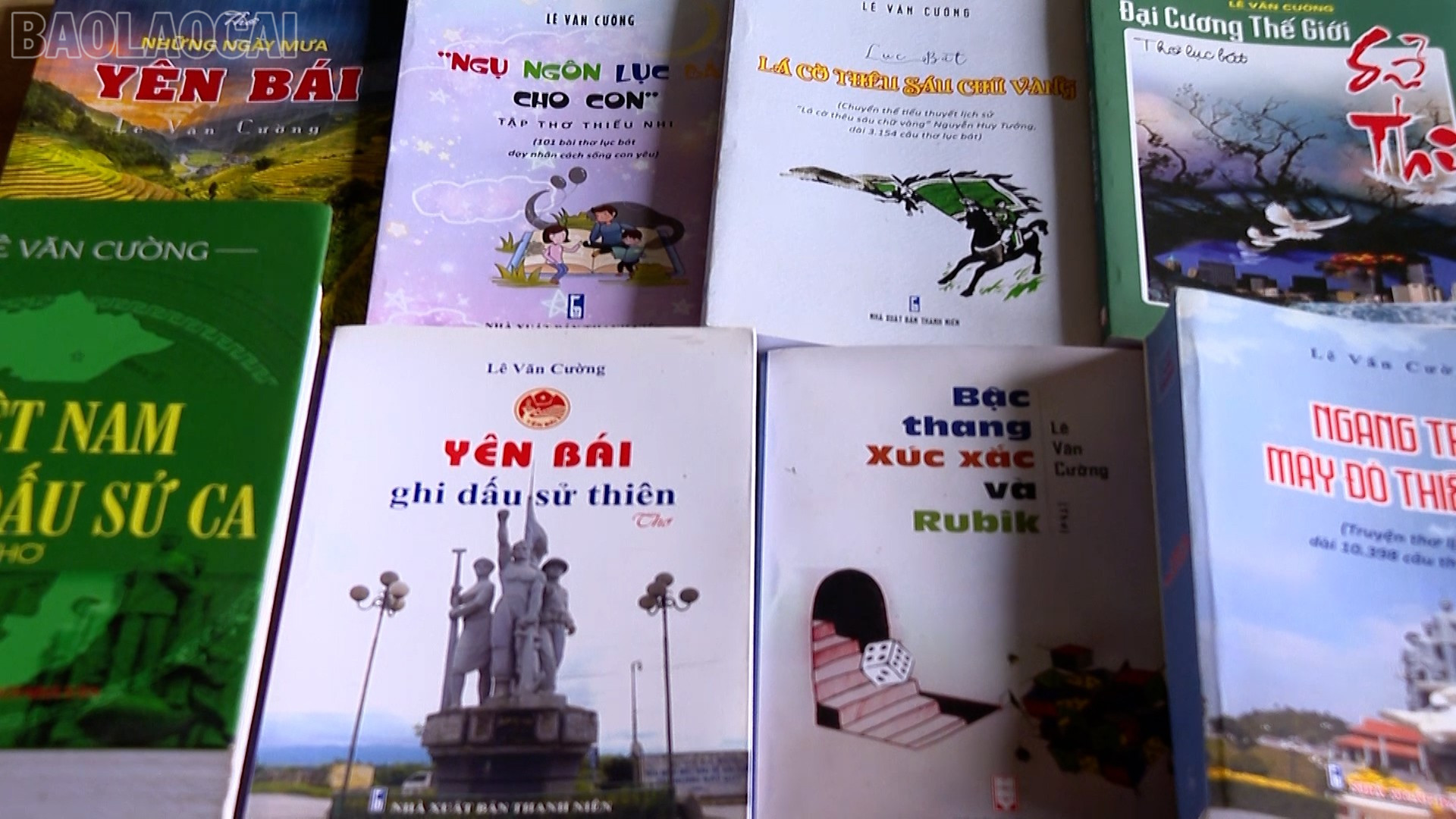 Một số tác phẩm thơ đã được xuất bản của thầy giáo Lê Văn Cường. baolaocai-tl_sequence-0400-06-33-15still001.jpg