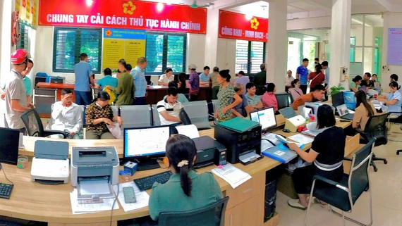 Chính quyền địa phương hai cấp sau một tuần vận hành