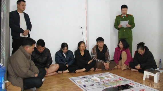 Lào Cai: Triệt xóa ổ nhóm đánh bạc qua internet