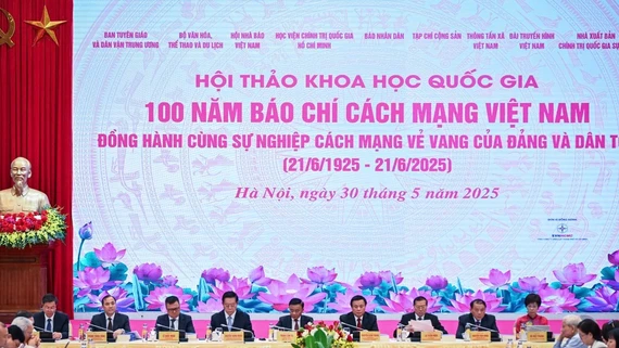 Báo chí cách mạng Việt Nam trong 100 năm đồng hành cùng sự nghiệp vẻ vang của Đảng và dân tộc
