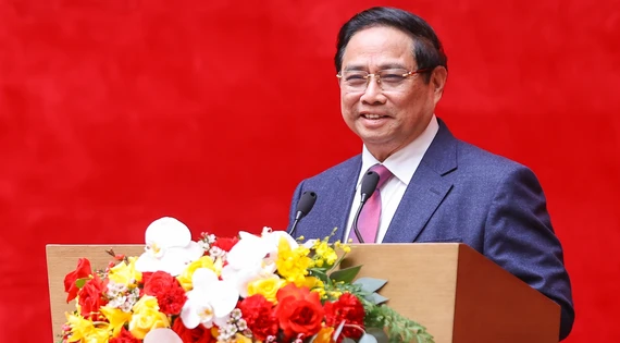 NGOẠI GIAO KINH TẾ CHUYỂN MÌNH MẠNH MẼ VÌ SỰ PHÁT TRIỂN HÙNG CƯỜNG CỦA DÂN TỘC