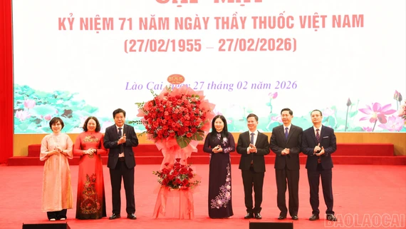 Sở Y tế tỉnh Lào Cai tổ chức gặp mặt kỷ niệm 71 năm Ngày Thầy thuốc Việt Nam