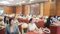 50 người được bồi dưỡng kỹ năng livestream bán hàng thương mại điện tử qua biên giới bằng song ngữ Việt - Trung 